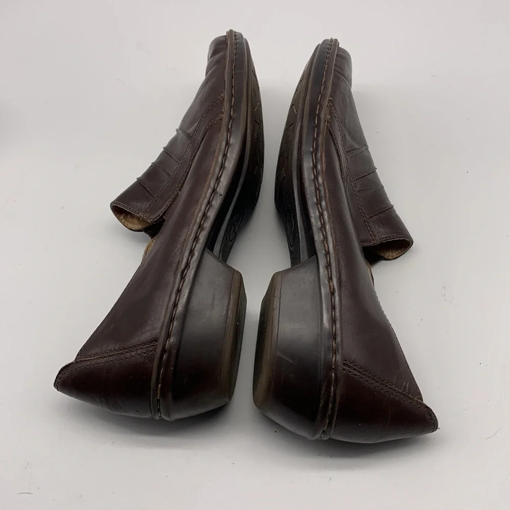 Clarks Artisan Brown Leather Loafers size 9.5M